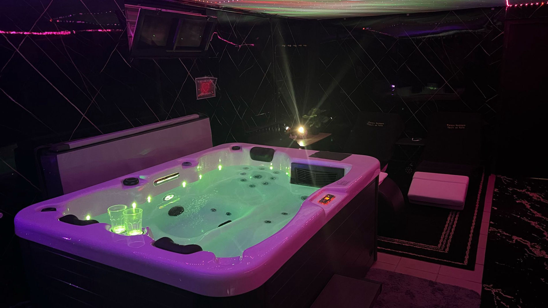 Jacuzzi